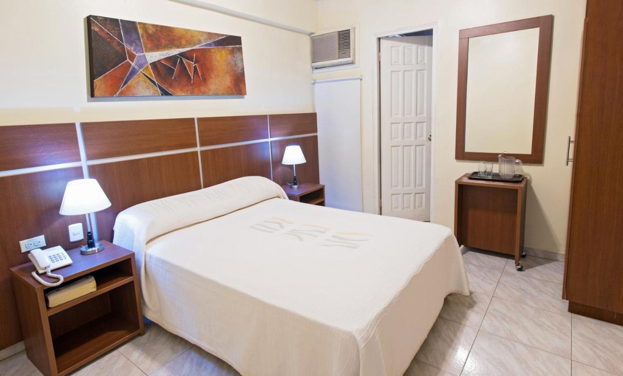 Hotel Benidorm Panama Oda fotoğraf